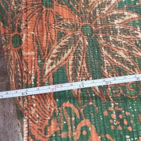 13 in. High X 13 in. Wide bag that expands to 4 in. fully filled. Multicolored - Picture 4 of 6